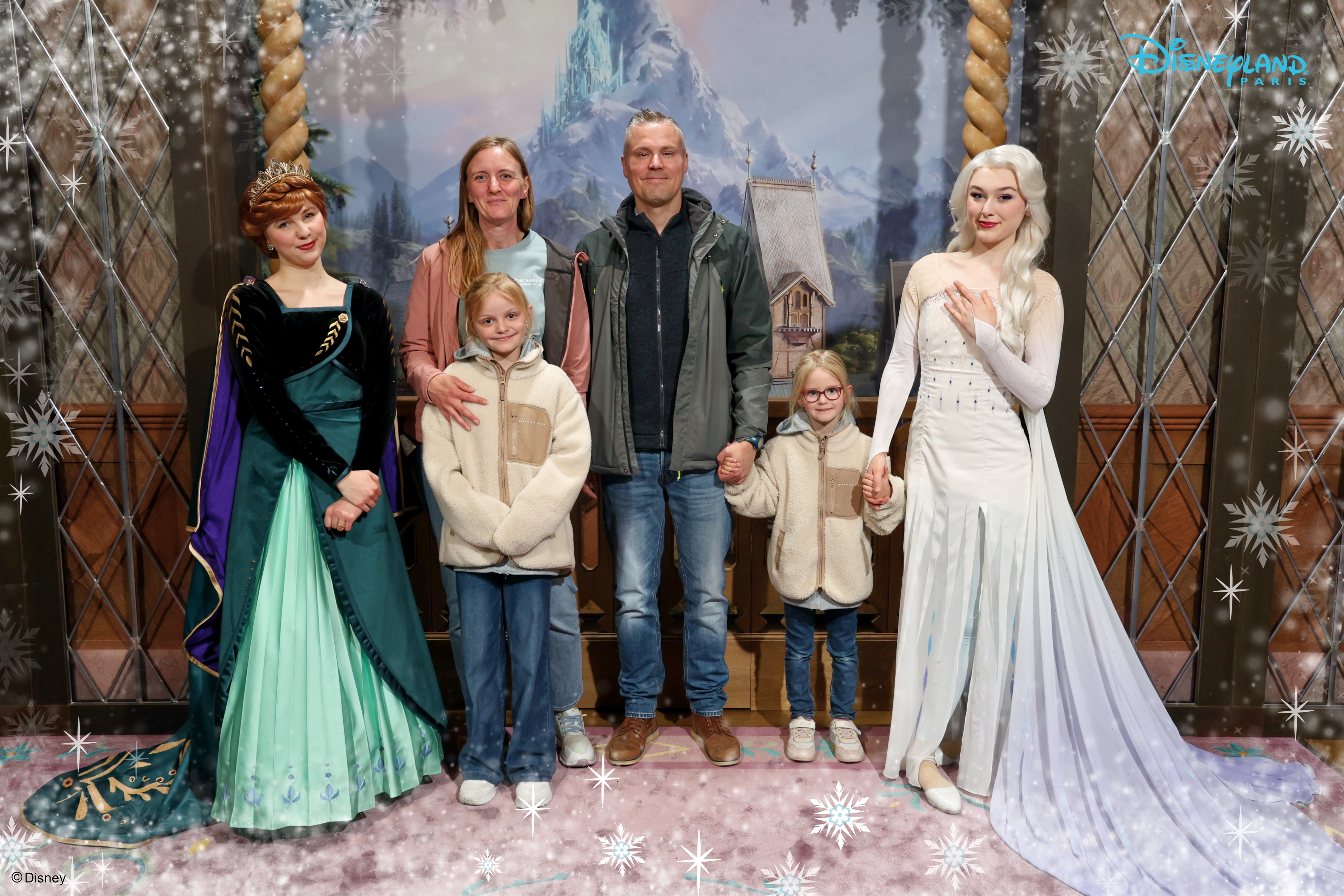 DisneylandParis id97229467